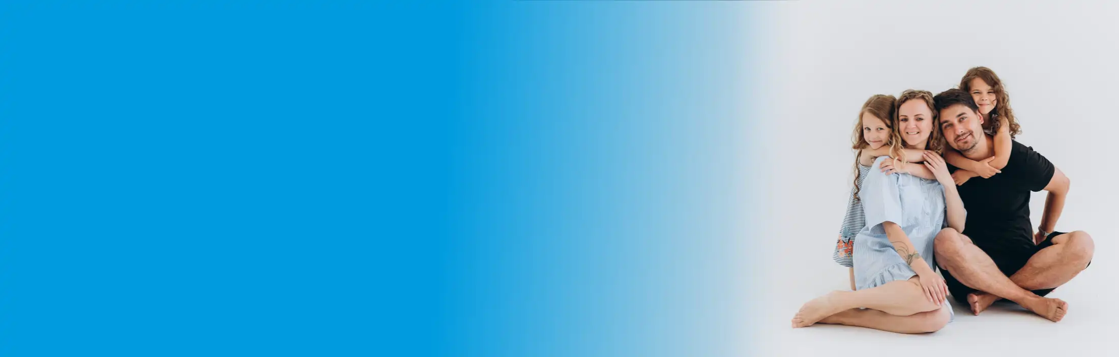 Nagłowek ze zdjęciem rodziny
